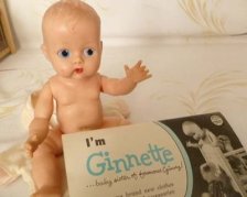 vtg-1950s-vogue-painted-eye-ginnette-doll-and-booklet_160521383164[1]